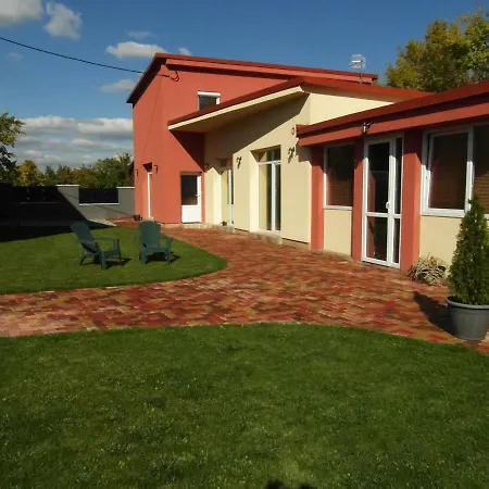 Green Cube Guest house Sena